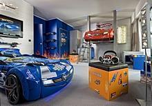 Ab sofort gibt es das perfekte Hotelzimmer für Jungs mit einer vorliebe für Speed un Power: Im Maritim ClubHotel am Timmendorfer Strand eröffent am 13. September das erste Hot Wheels Hotelzimmer Europas.